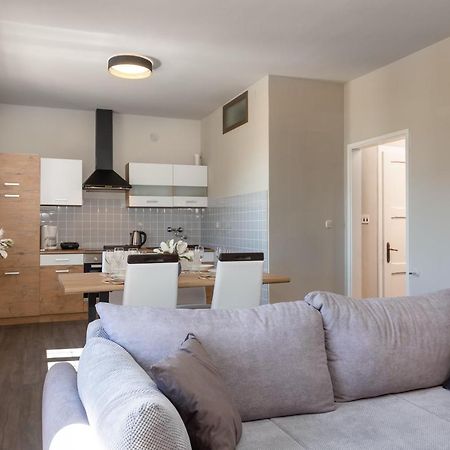 Apartments Prince Vrsar Exterior photo
