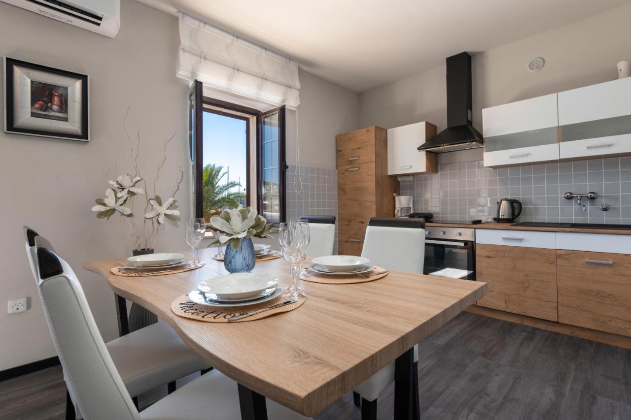Apartments Prince Vrsar Exterior photo