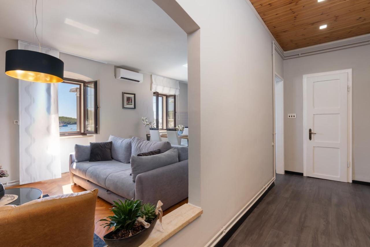 Apartments Prince Vrsar Exterior photo