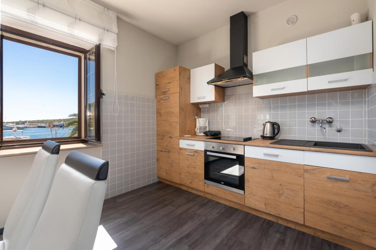 Apartments Prince Vrsar Exterior photo